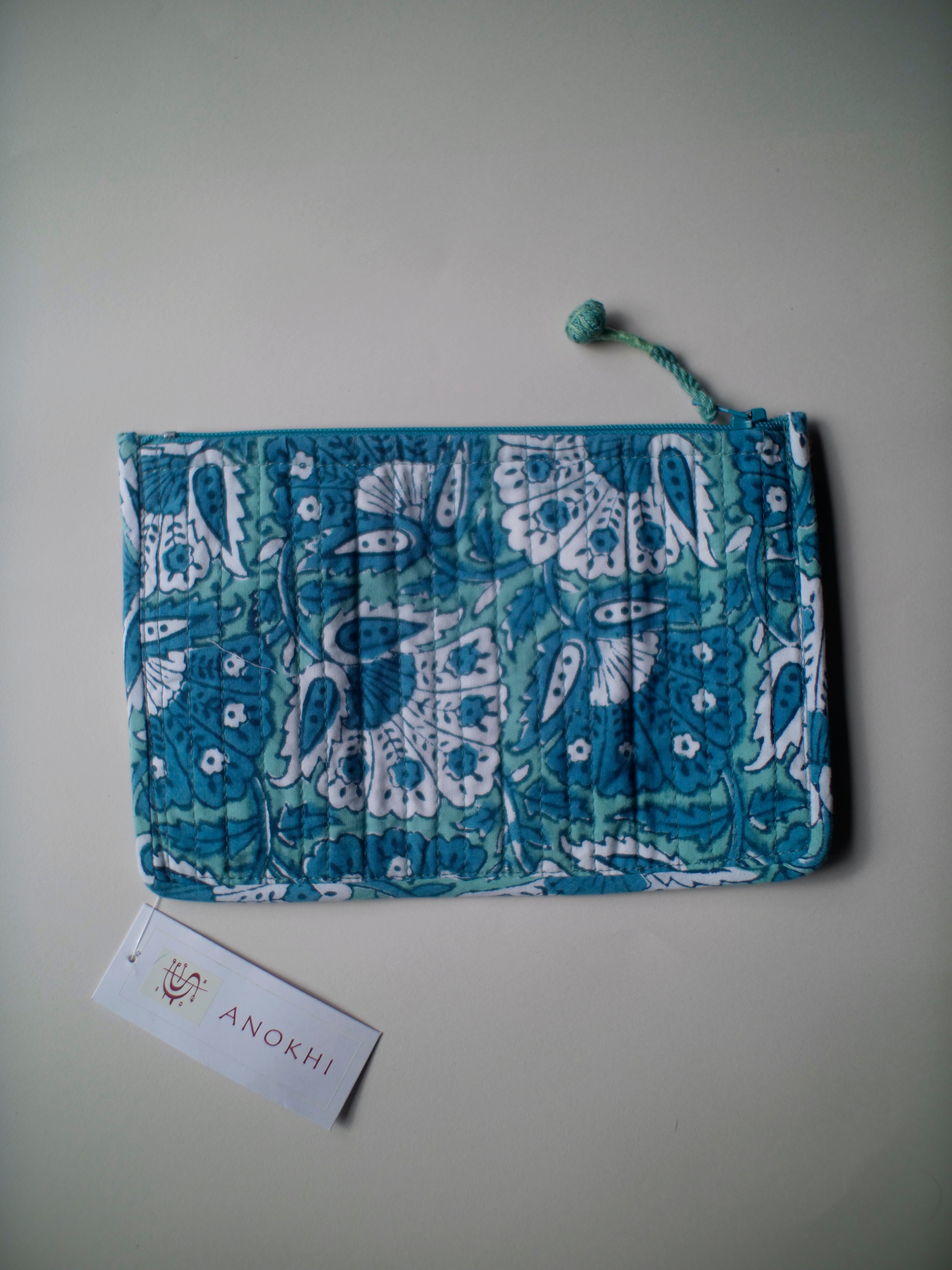 MAKE-UP BAG MEDIUM