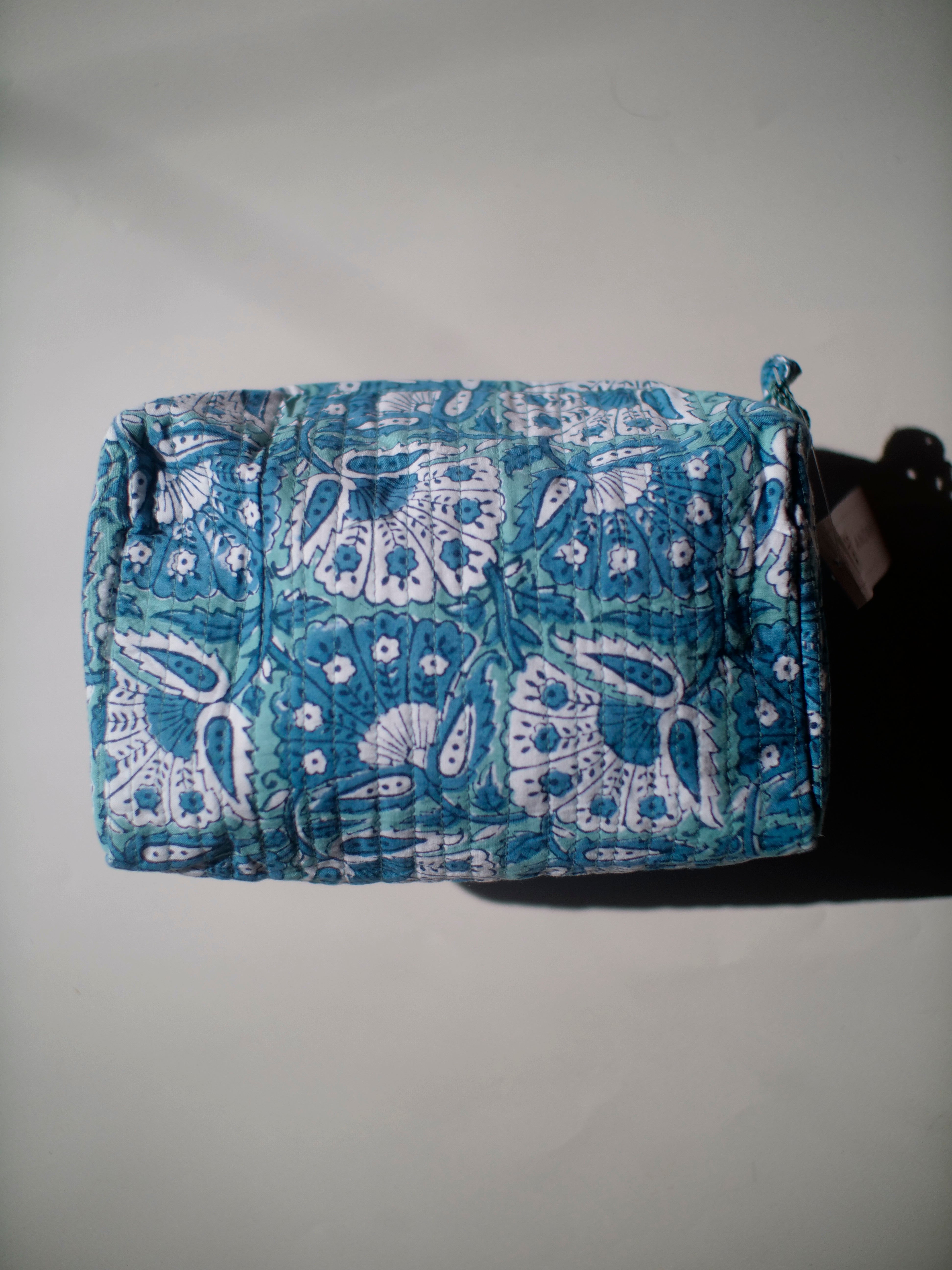 TOILET BAG LARGE