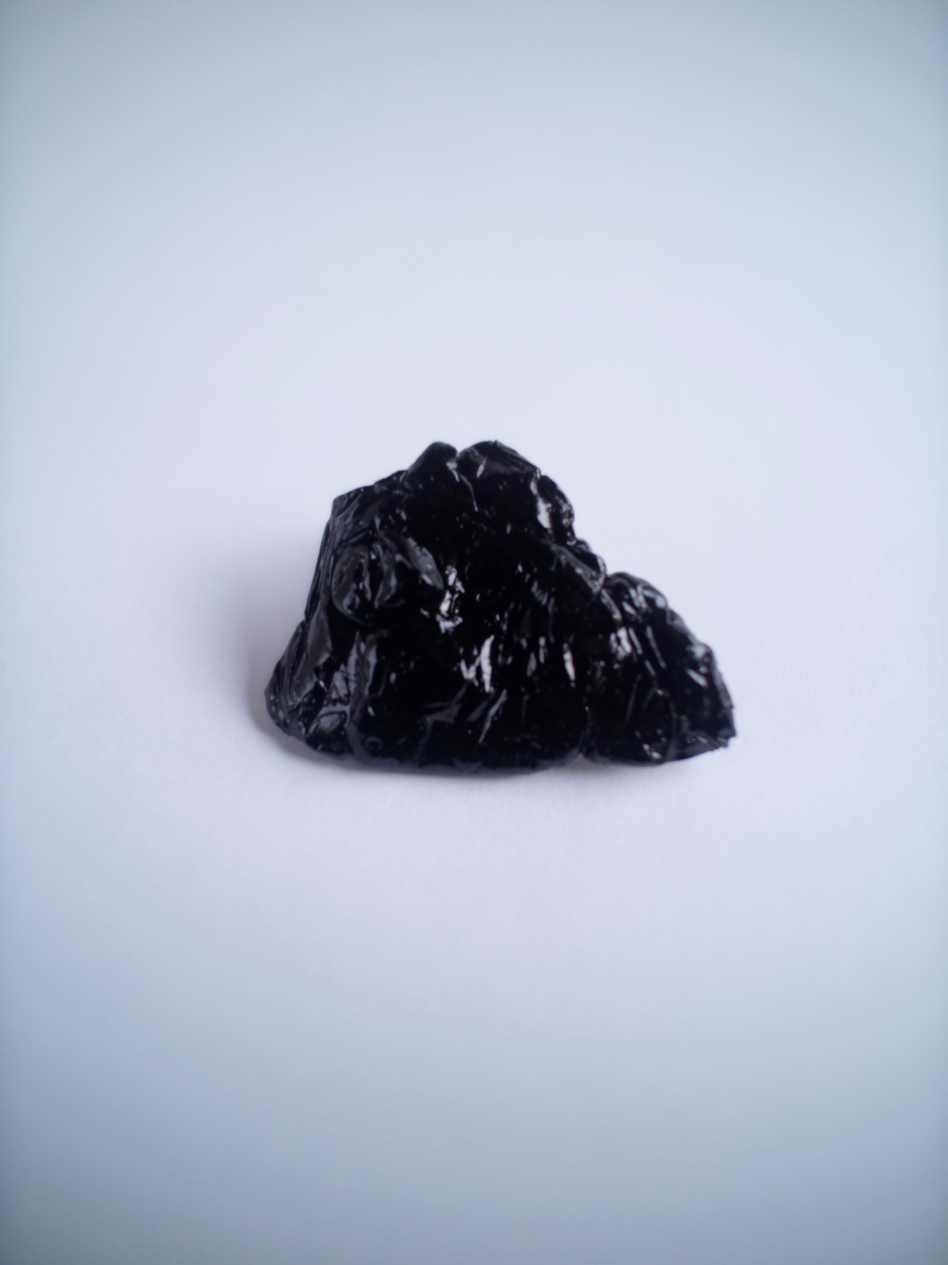 天然鉱物100％ DAKRJUN SHILAJIT -生シラジット | ヒマラヤ産- AYURVEDAの秘薬【10g | 箱袋付き】